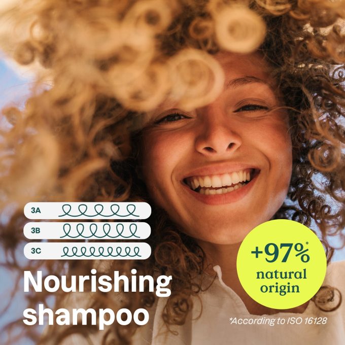 Nourishing shampoo for curly hair